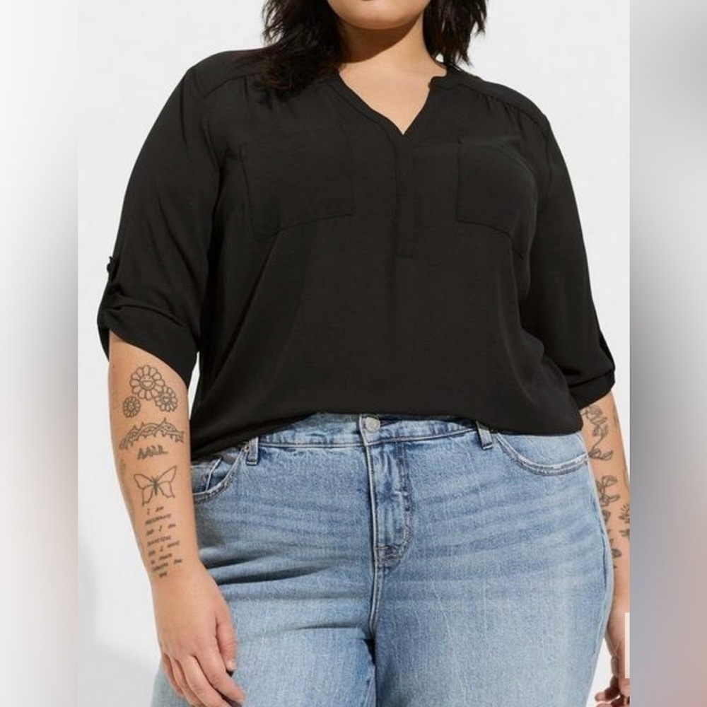 TORRID/ Harper Georgette Pullover 3/4 Sleeve Blouse/ Black size 3
